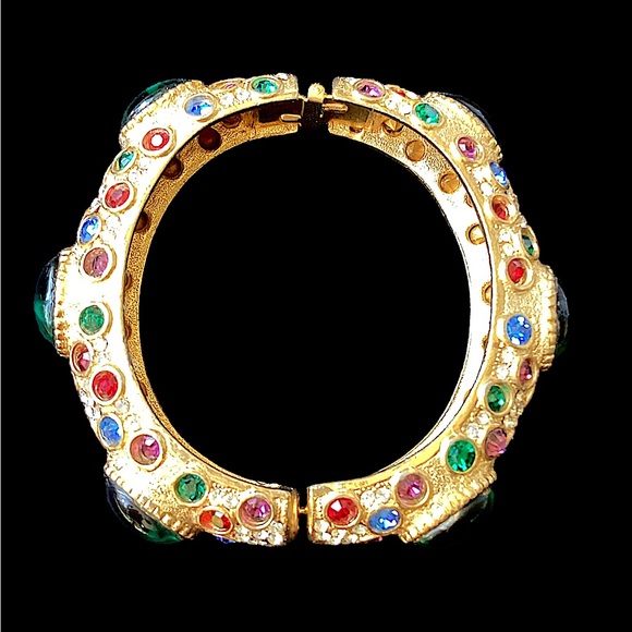 Sphinx of London Multi Cabochon &
Rhinestone Bracelet (t152) - Picture 6 of 10